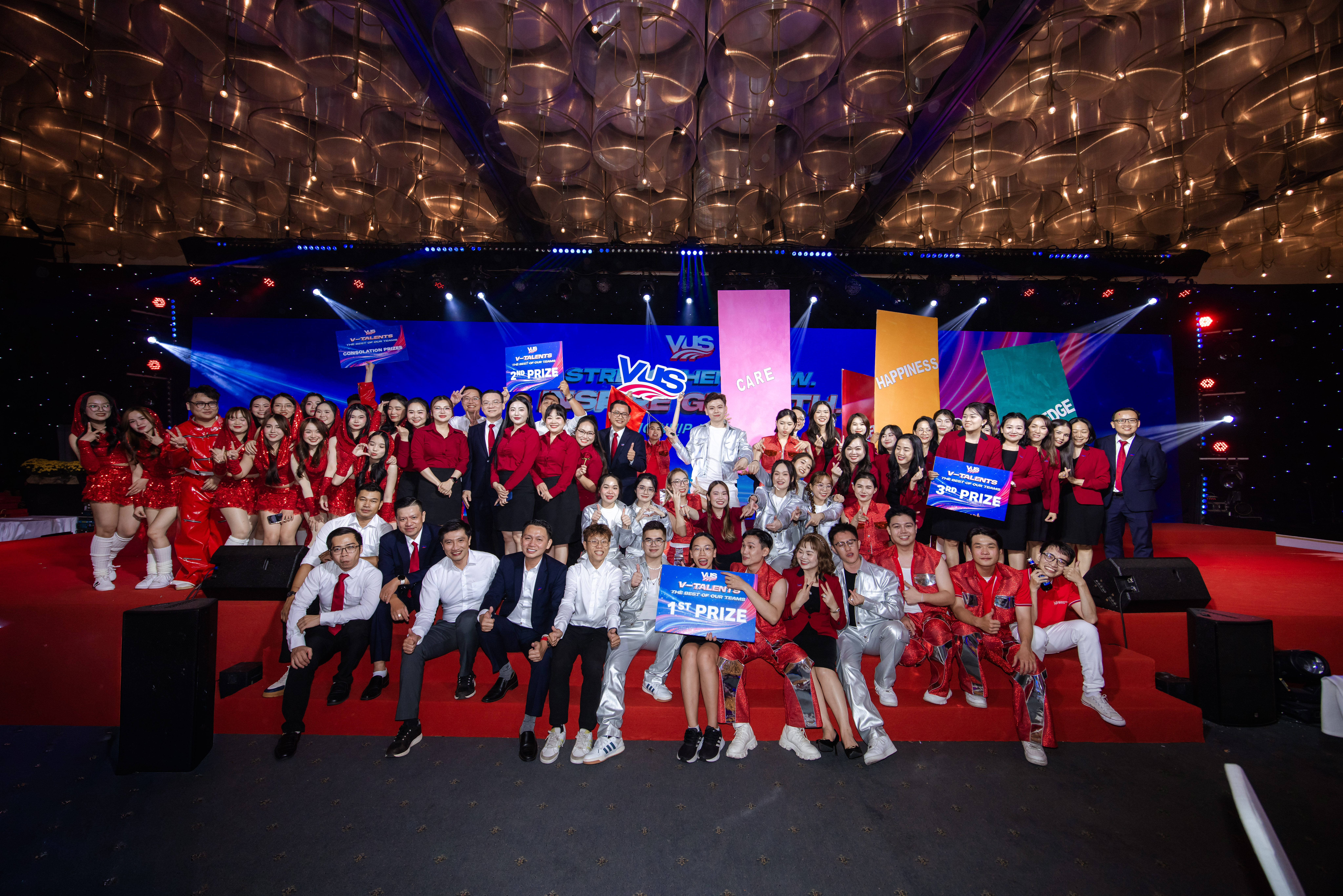 Cháy hết mình tại New Year Party - Nơi V-Talents tự tin tỏa sáng